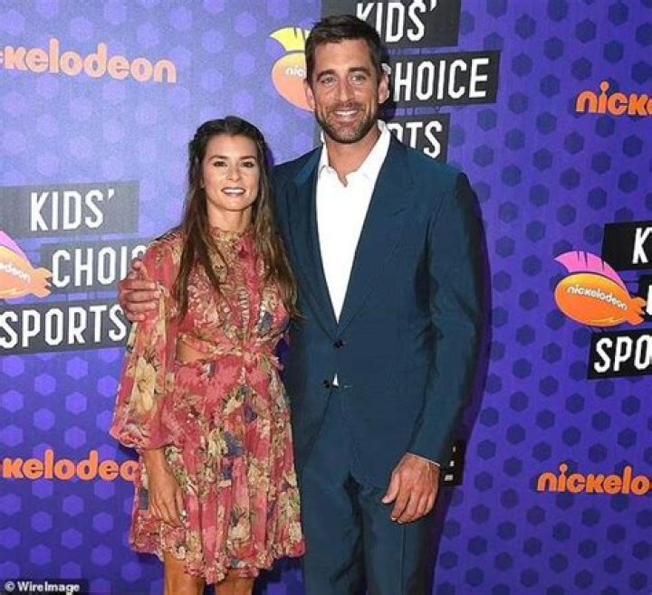 Is Michael Chiesa Married to Girlfriend Kelsi Burger As Wife? Mom, Family and More